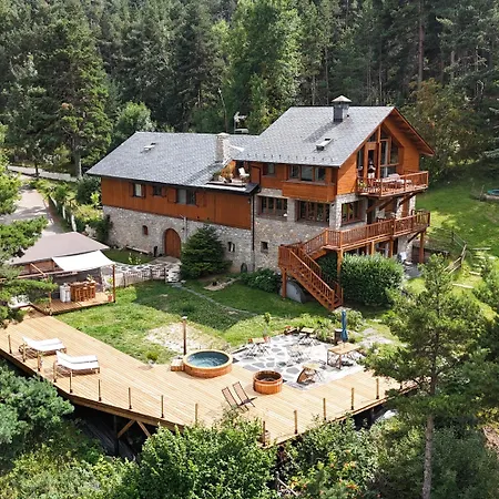 Minds & Mountains Eco Hotel