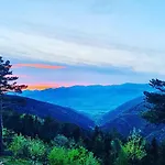 Minds & Mountains Eco